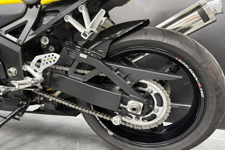 SUZUKI GSX-R750