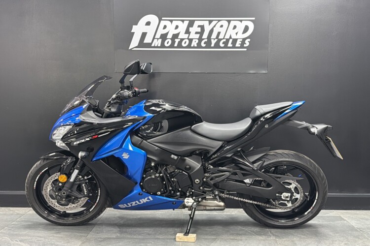 SUZUKI GSX-S1000F
