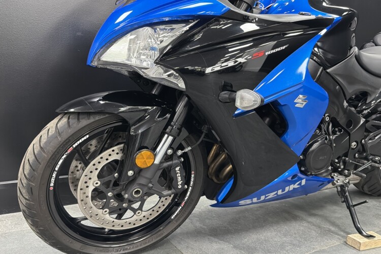 SUZUKI GSX-S1000F