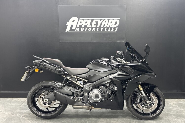 SUZUKI GSX-S1000GT