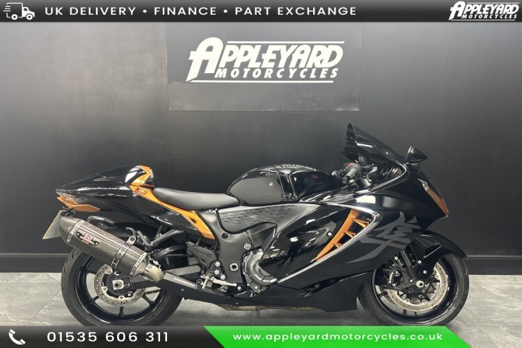 SUZUKI GSX1300R HAYABUSA