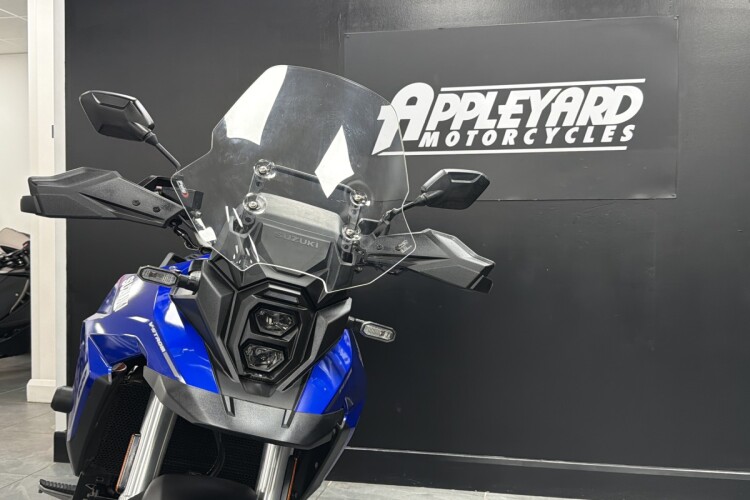 SUZUKI V-STROM 800