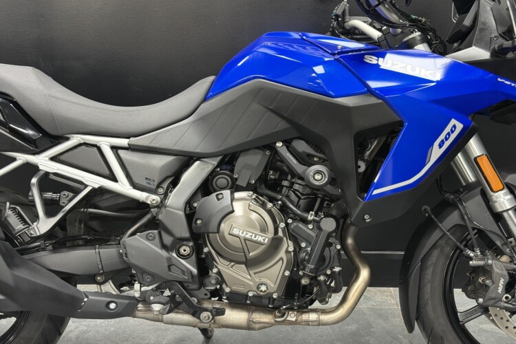 SUZUKI V-STROM 800