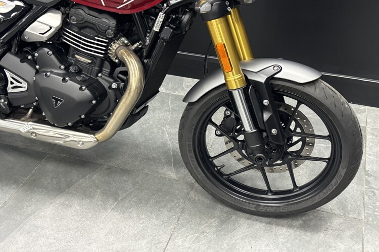 TRIUMPH SPEED 400