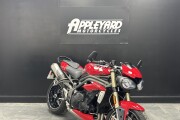 TRIUMPH SPEED TRIPLE 1050
