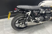 TRIUMPH SPEED TWIN 1200