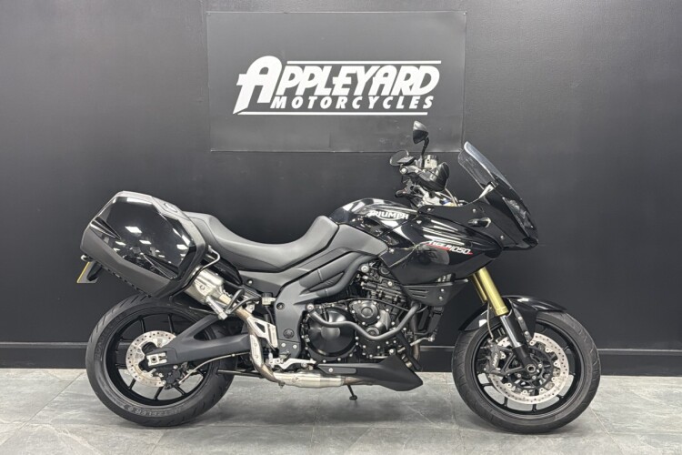 TRIUMPH TIGER 1050