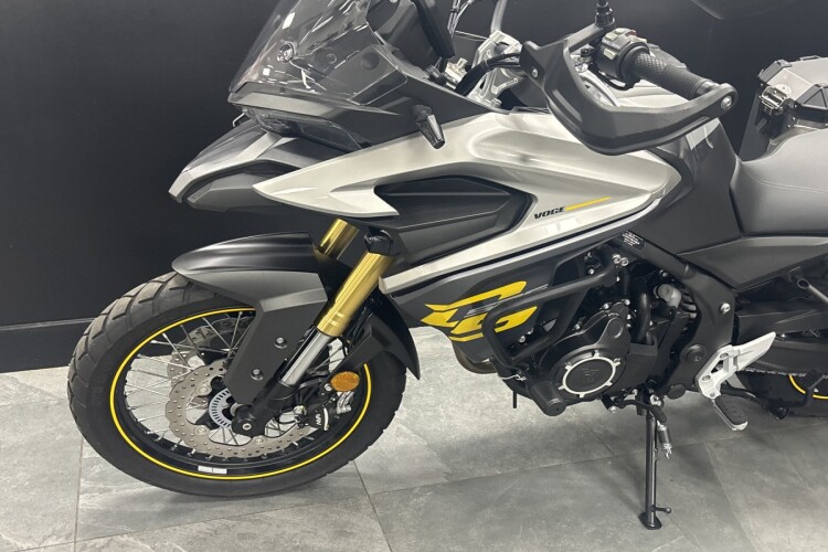 VOGE DS525X