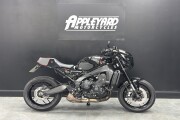 YAMAHA XSR900