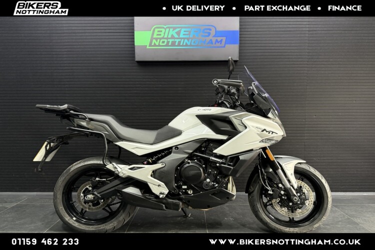 CFMOTO 700MT