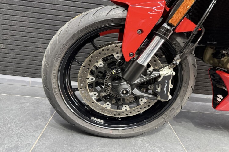 DUCATI MONSTER 937