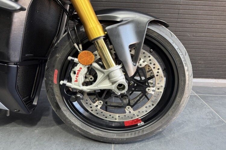 DUCATI STREETFIGHTER V4S