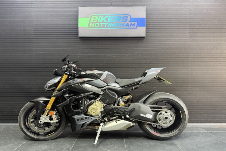 DUCATI STREETFIGHTER V4S