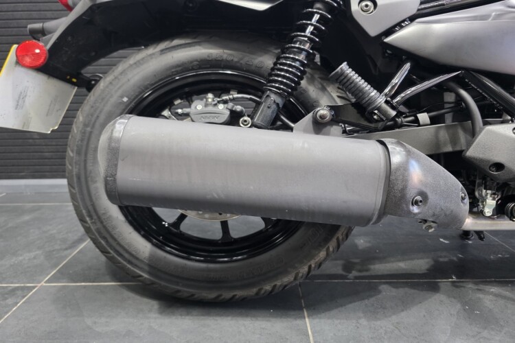 KAWASAKI ELIMINATOR 500