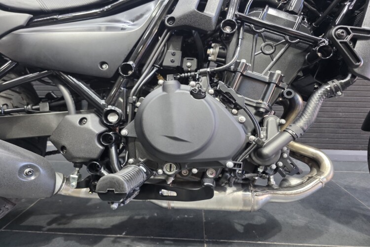 KAWASAKI ELIMINATOR 500