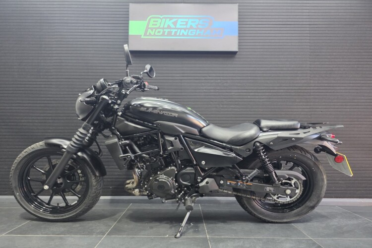 KAWASAKI ELIMINATOR 500