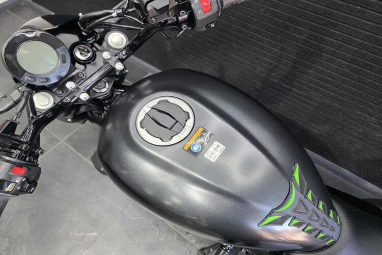 KAWASAKI ELIMINATOR 500