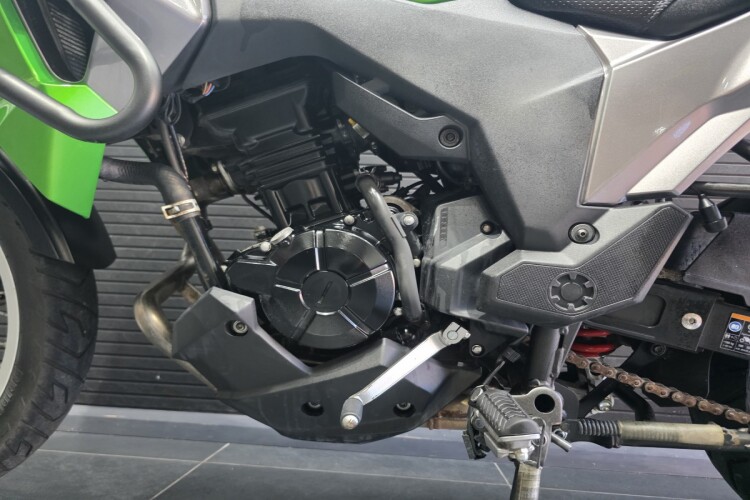 KAWASAKI VERSYS-X 300