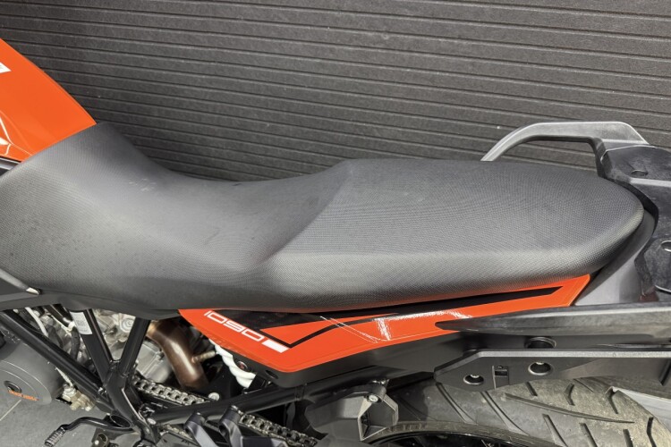 KTM 1090 ADVENTURE