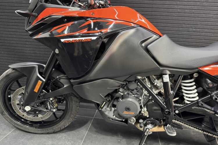 KTM 1090 ADVENTURE