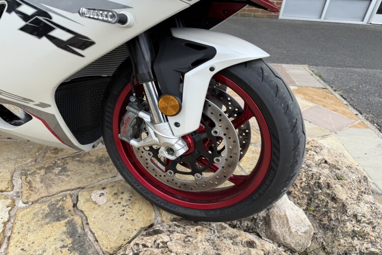 QJ MOTOR SRK 921 RR