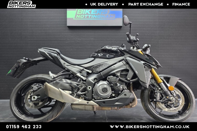SUZUKI GSX-S1000
