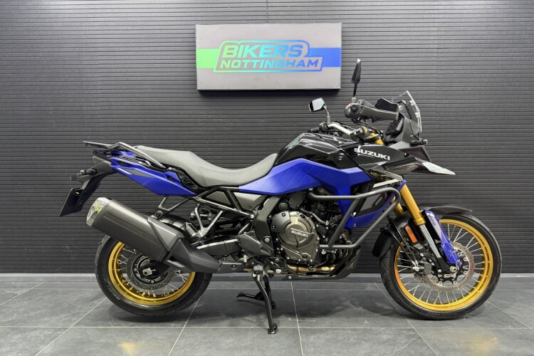 SUZUKI V-STROM 800