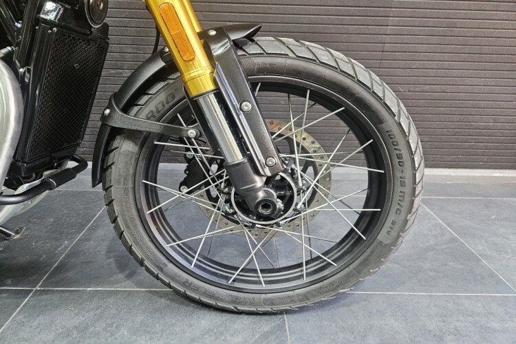 TRIUMPH SCRAMBLER 400 XC