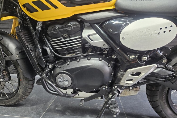 TRIUMPH SCRAMBLER 400 XC