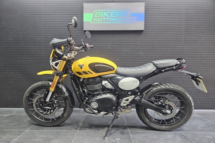 TRIUMPH SCRAMBLER 400 XC
