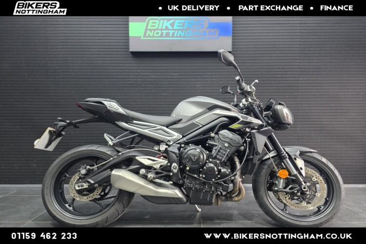 2023 TRIUMPH STREET TRIPLE 765, Silver