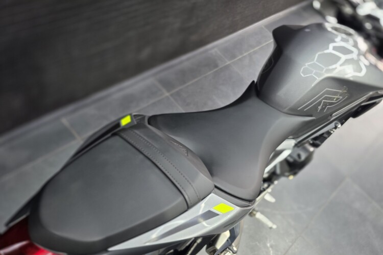 2023 TRIUMPH STREET TRIPLE 765, Silver - photo 7