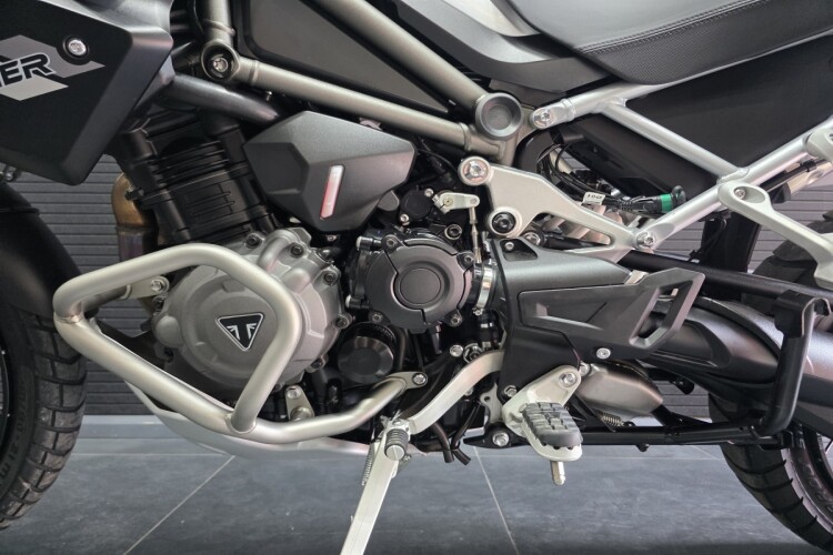 TRIUMPH TIGER 1200