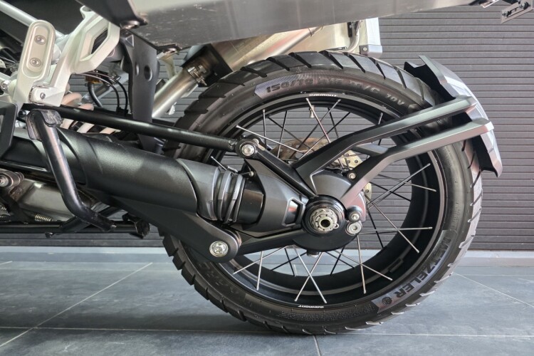 TRIUMPH TIGER 1200
