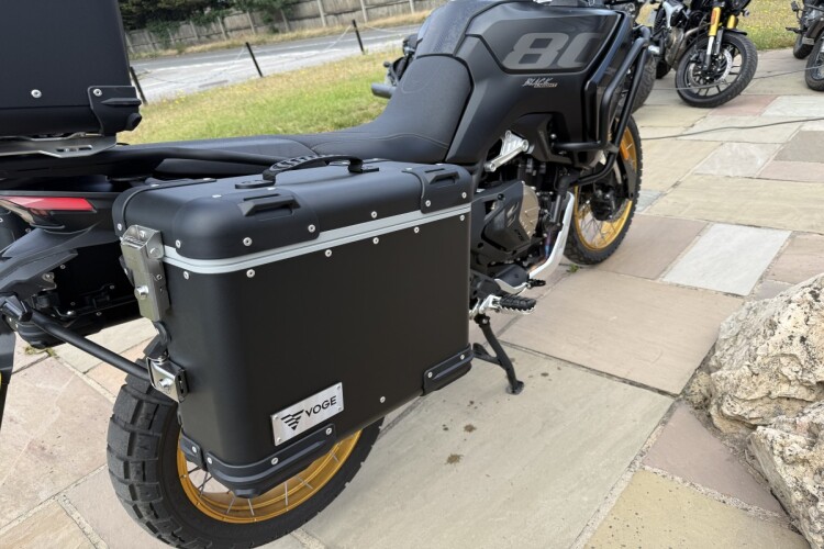 VOGE DS 900 X