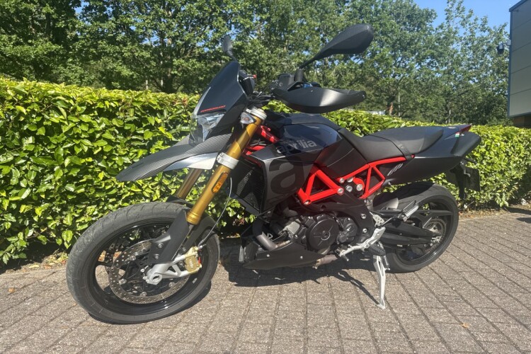 APRILIA DORSODURO 900