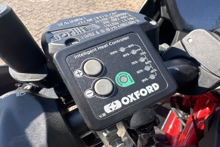 APRILIA DORSODURO 900