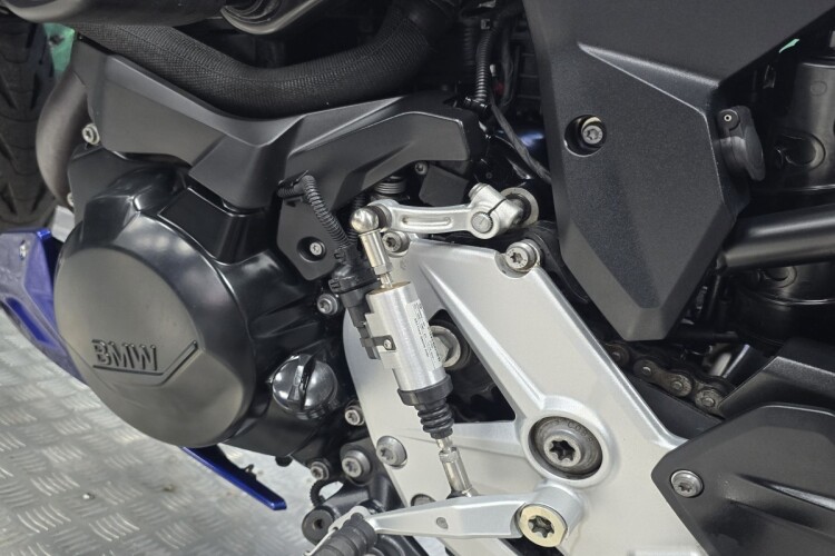 BMW F 900 R SE