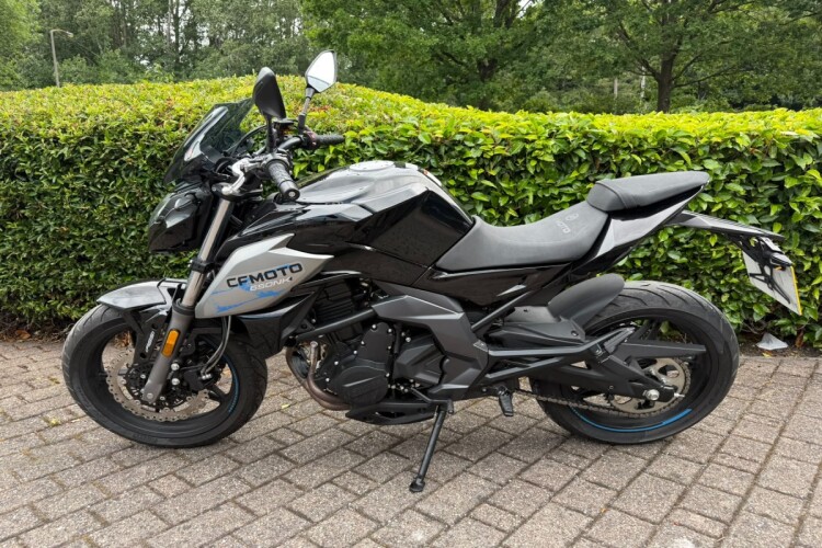CFMOTO 650NK