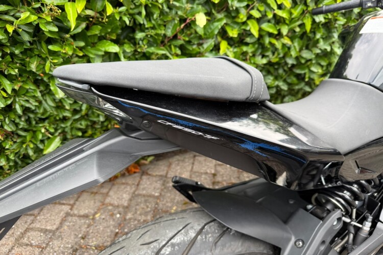 CFMOTO 650NK