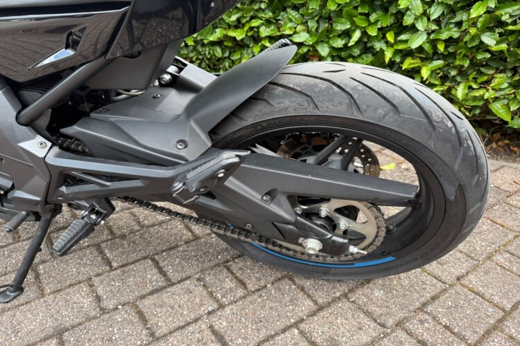 CFMOTO 650NK
