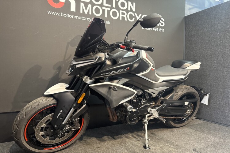 CFMOTO 800NK