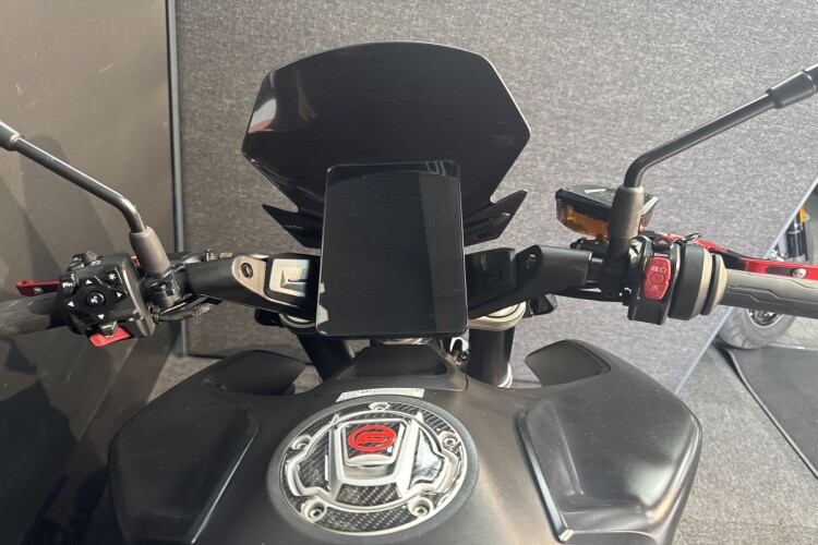 CFMOTO 800NK
