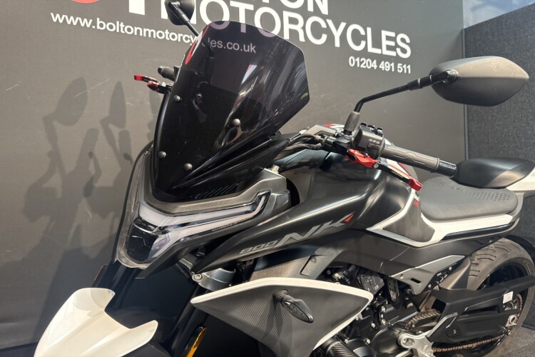 CFMOTO 800NK