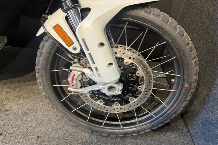 DUCATI DESERTX