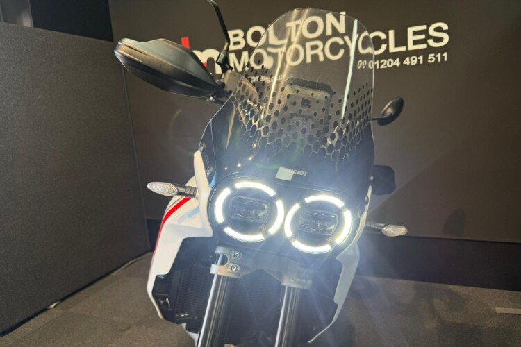 DUCATI DESERTX