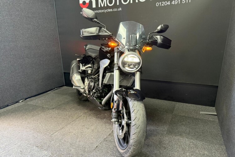 HONDA CBF300