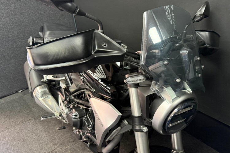 HONDA CBF300
