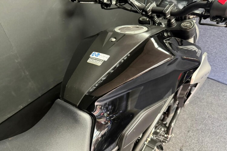 HONDA CBF300