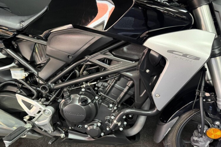 HONDA CBF300
